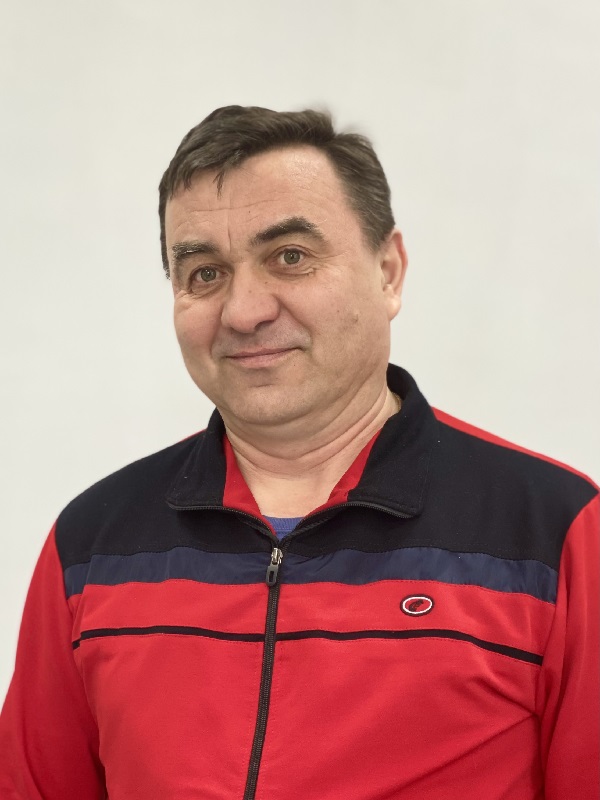 Семаков Александр Васильевич.